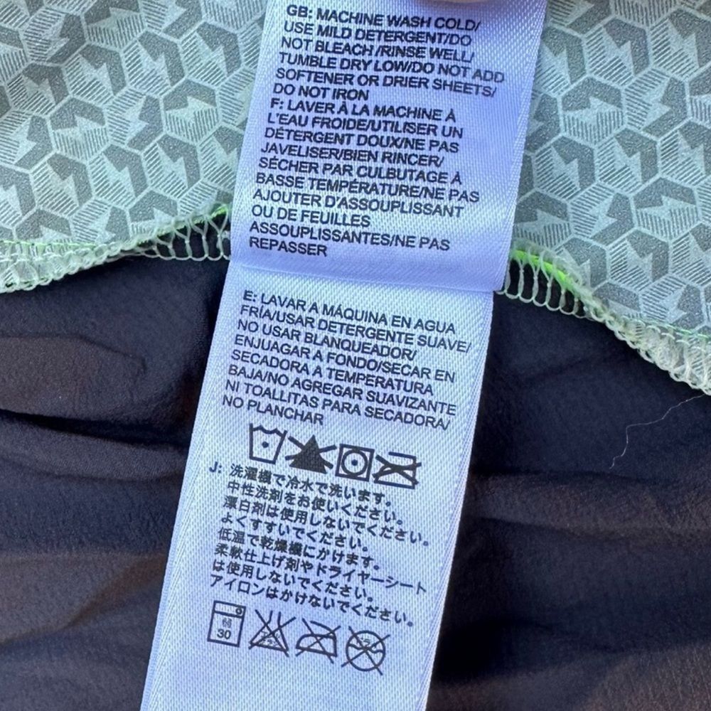 The North Face Women's High-Vis Lime Green and Black Windbreaker Jacket - Picture 10 of 14